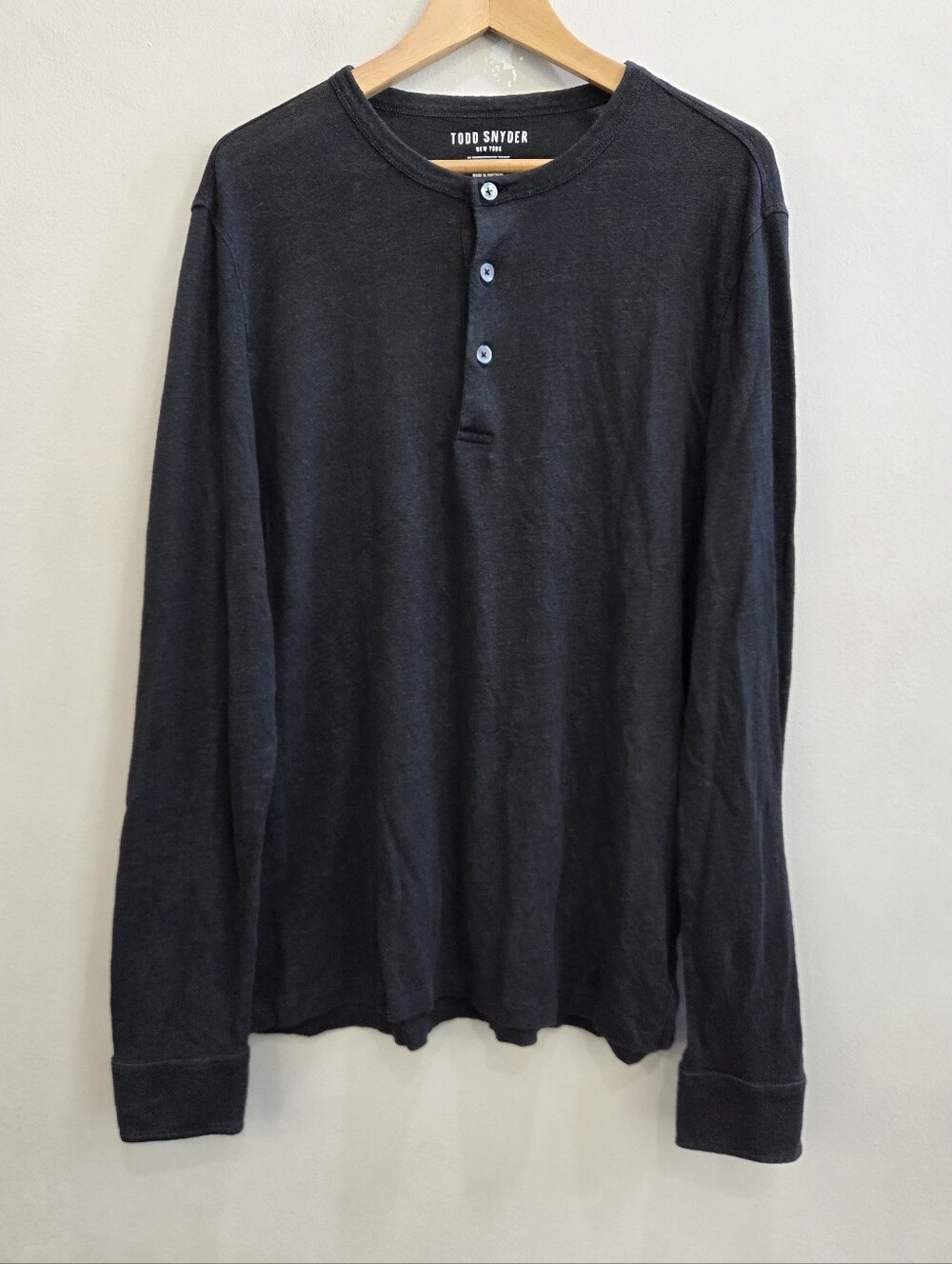 Todd Snyder Black Long Sleeve Henley Linen Shirt Men's Size Medium